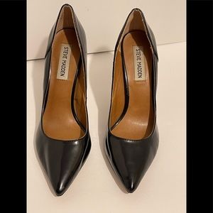 Steve Madden Womens Pallass Black Patent Leather Pointed Toe Pump Heels Size 8